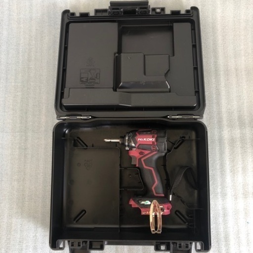 ハイコーキ　コードレスインパクトドライバ