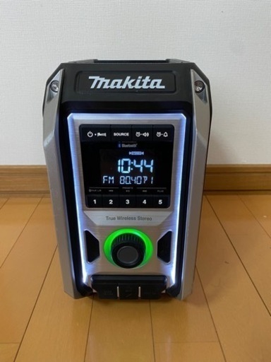 お取引中　マキタ　MR113  充電式ラジオ　スピーカー