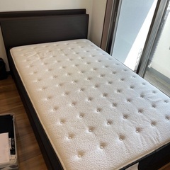 セミダブルベッド無料でお譲りします！