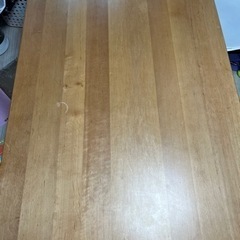 ダイニングテーブル無料であげます。の画像