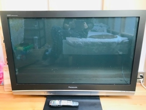 『お話中』パナソニックPanasonic プラズマテレビ 42型