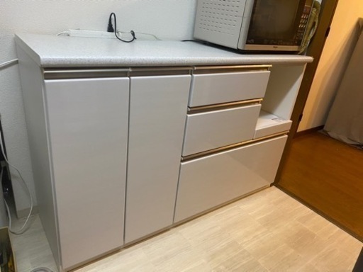 ニトリ購入　キッチンカウンター/レンジ台/食器棚/キャビネット/収納幅140cm