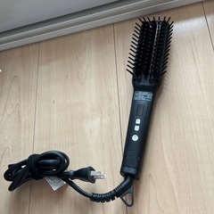 ヘアアイロン　サロイアストレートヒートブラシ