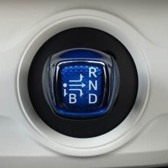 🔵オトロン🔵【自己破産・債務整理👌】　　トヨタ◎プリウス Sの画像