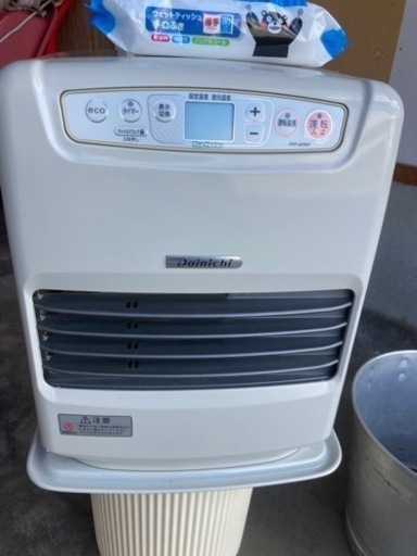 石油ストーブ　まだまだ使えます