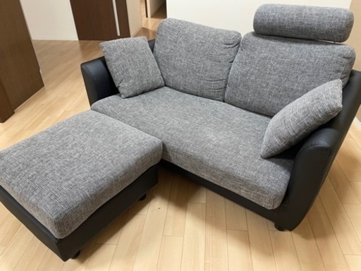 値下げ【引き取り限定】【美品】2人掛けソファー定価¥49990(グレー＆黒)4/7まで
