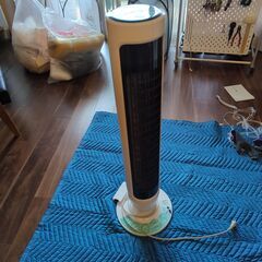 【引渡完了】タワー型扇風機　HITACHI スリムファン　HSF...