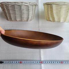 ダイソーの小さなカゴとサラダボウル？の画像