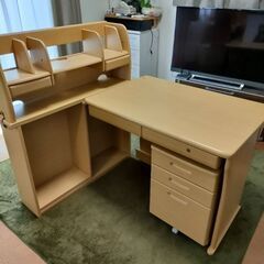 子供用  勉強机差し上げます。の画像