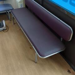 待ち合い室用のイス