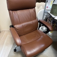 【お引き渡し先決定】ニトリ　チェア　オフィス　アクリス　ブラウン