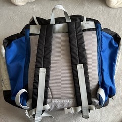 リュック　大容量　宿泊用　NIKE 子供用の画像
