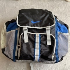 リュック　大容量　宿泊用　NIKE 子供用