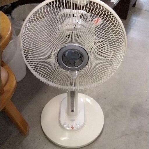 0402-079 TOSHIBA　扇風機　2011年