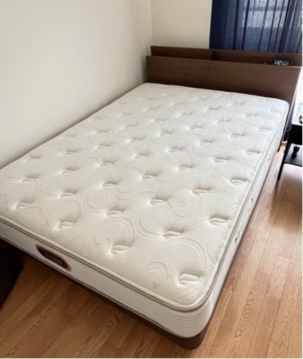 シモンズBeautyrest Premium ダブルマットレス