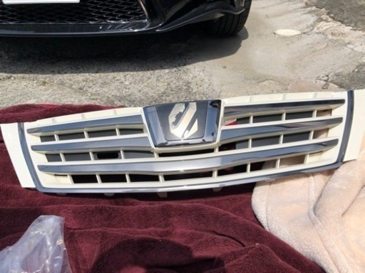 アルファード20系後期　グリル　新車外し　新品未使用