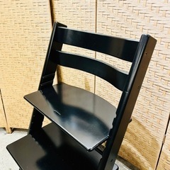 【売約済み】　STOKKE　ストッケ　トリップトラップ　ナチュラル　ブナ材　無垢　ベビーチェア　キッズチェア　ダイニングチェア　子供　ナチュラル　ハイチェア　レアカラー　ブラック　黒の画像