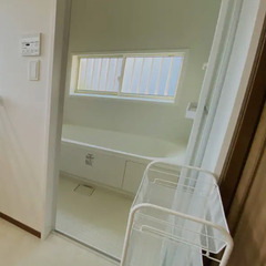 ❗️急募❗️日中にお時間のある方募集！民泊施設の【専属】清掃スタッフ様を急ぎ探しています！！の画像