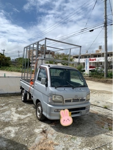 キッチンカー荷台のBOXの骨組みです。