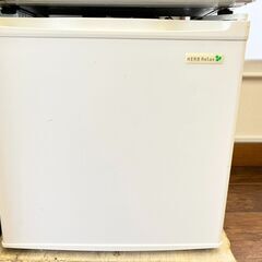 【ジモティー特価】ヤマダ　冷蔵庫　45L　YRZ-C05B1　　部屋用冷蔵庫　事務所用冷蔵庫　サブ冷蔵庫　ミニ冷蔵庫　2015年製の画像