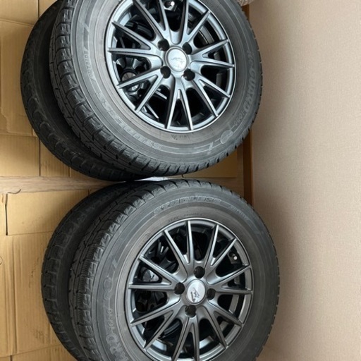 スタッドレスタイヤホイール付き