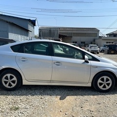 トヨタプリウス平成24年車　Sグレード　95,300KM 車検 5年／12月の画像