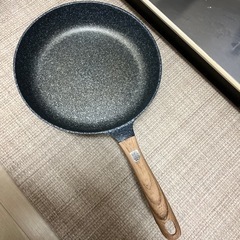 カインズ 人気商品 ストーンマーブルフライパン
