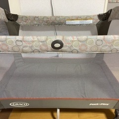 GRACO  ベビーベット　ベビーサークル　ベビー布団付きの画像