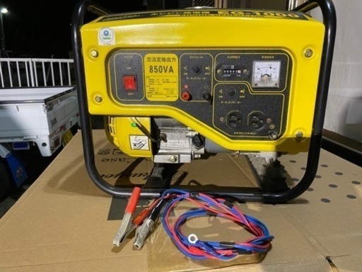 発電機　ナカトミ　新品買って2.9時間のみ使用　起動確認済み。