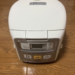 炊飯器の画像