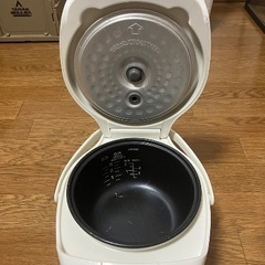 炊飯器の画像