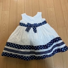 ベビードレス　6-9M   一歳頃まで着れましたの画像