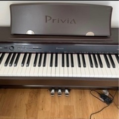 電子ピアノ　カシオPX-760オークウッド調の画像