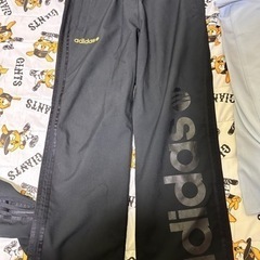 adidas メンズ　セットアップ　ゴルフ　防水機能ありの画像