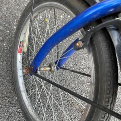 折り畳む自転車 ２０インチの画像