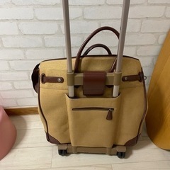 スーツケースの画像