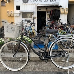 🎉🎉　ママチャリ　美品　２６インチ　配達可能　自動ライト　付き　黒