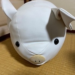 白ブタのぬいぐるみ　革製