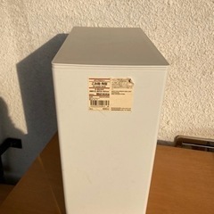 無印良品のゴミ箱　