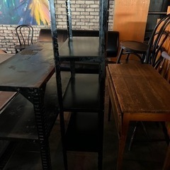 metal racks 