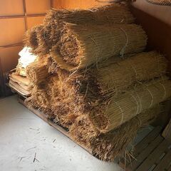 【第一段】菰(こも)　わらこも　筵(むしろ)　ムシロ　藁　農具　　古民家　昭和レトロ　ござの画像