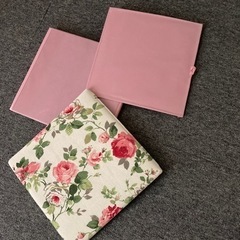 ☆薔薇柄折りたたみ収納椅子☆自宅保管品の画像