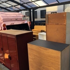 ♦♦福屋の定額パック●小家財4点迄￥4980●シングルパック30点迄￥29800●ファミリーパック54点迄￥55000●積み放題￥40000～♦♦不要品・家財の買取・処分は許認可業者の福屋へ（完全自社施工）!!●お見積り後の追加料金は、一切頂いておりません●お見積りご相談何度でも無料●安心な損害保険5000万円（東京海上日動）適応!!まずは御相談を!! − 埼玉県