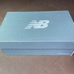 ニューバランス　箱　NB