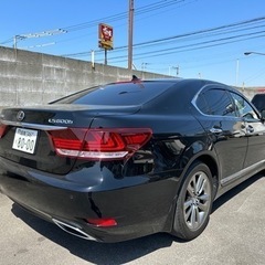 H25レクサスLS600h ⭐️バージョンL⭐️希少内装⭐️交換可能！の画像