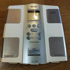 取り引き者決まりました。体重計 TANITA
