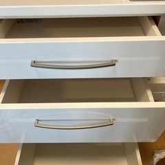 【値下げ】ニトリ　食器棚　キッチンボードの画像