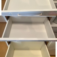 【値下げ】ニトリ　食器棚　キッチンボードの画像
