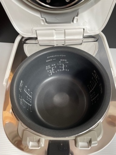 ※受付終了　最終大幅値下げ❗️【超美品／特価】パナソニック　炊飯器　5.5合　可変圧力　大火力おどり炊き　2021年製