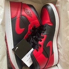 NIKE AIR JORDAN 1 MID【最終値下】